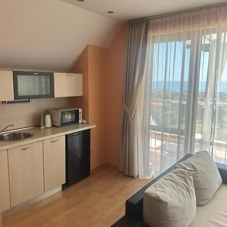 Red Iguana 3* Sveti Vlas