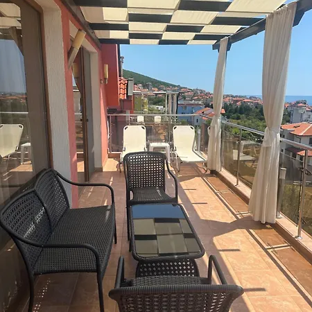 Red Iguana Hotel Sveti Vlas