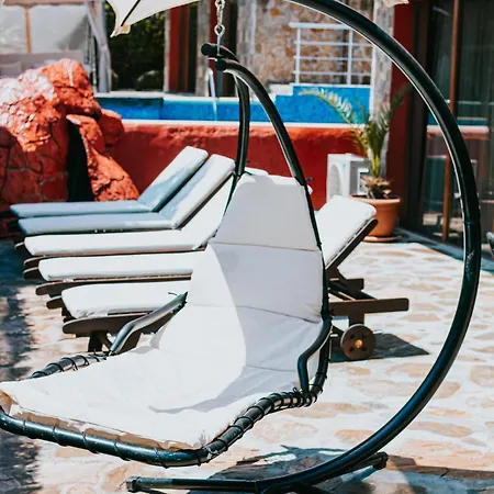 Red Iguana Hotel Sweti Wlas