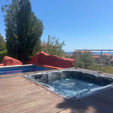 Red Iguana Hotel Sweti Wlas