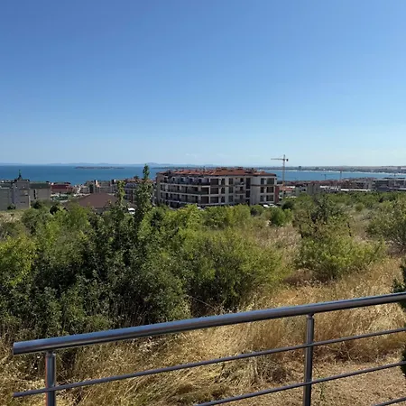 Red Iguana 3* סבטי ולאס